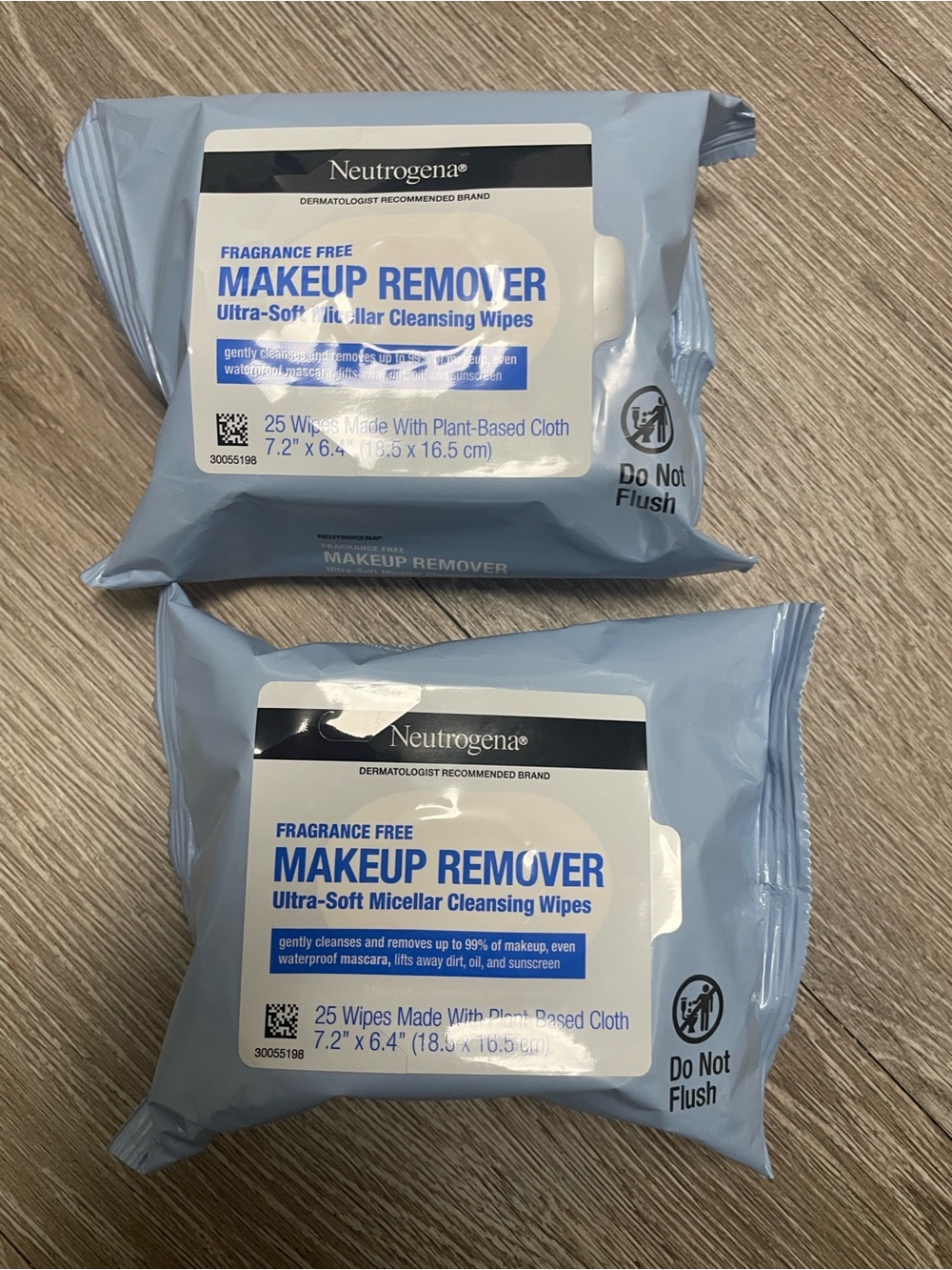 Neutrogena Blue Fragrance Free Makeup Remover Wipes Pack of 2